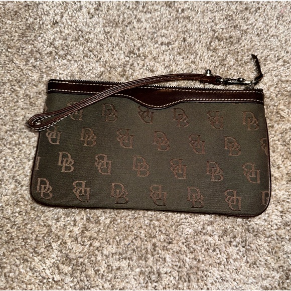 Dooney & Burke Wristlet - Picture 3 of 4
